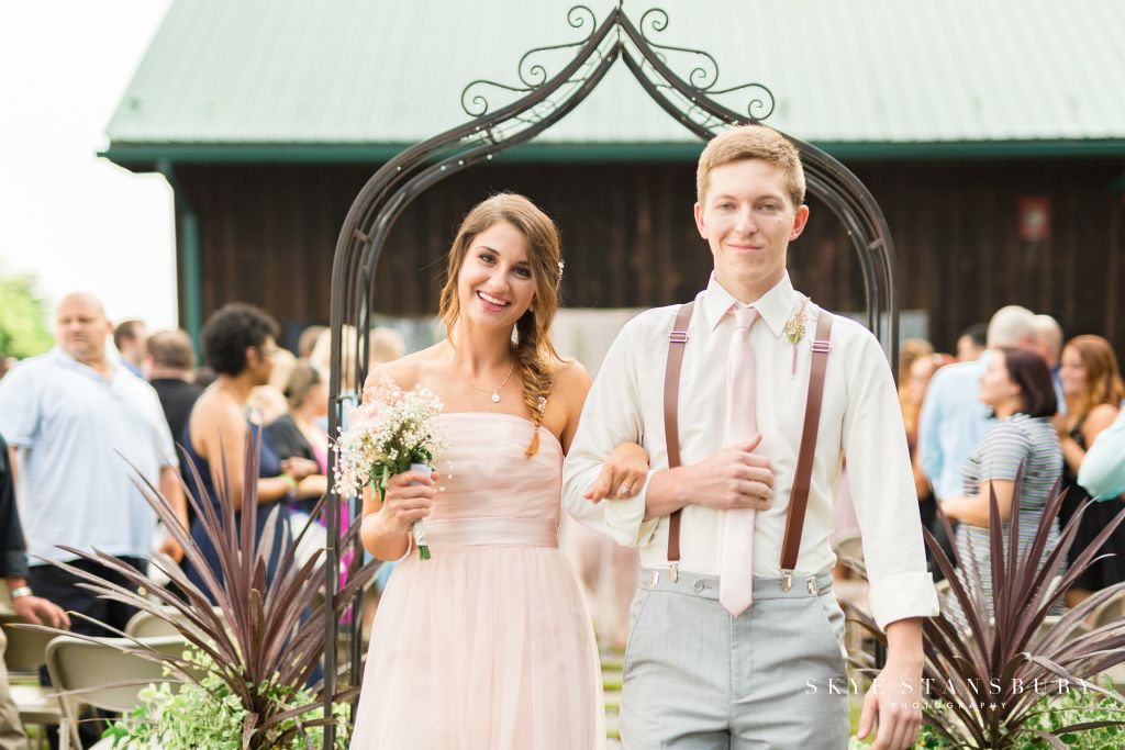 Gentry Wedding - photos courtesy of https://www.facebook.com/skyestansburyphotography
